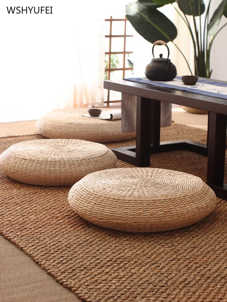 Japanese-style futon straw cushion on the ground thickened round tatami cushions home portable sitting cushion meditation mat 4