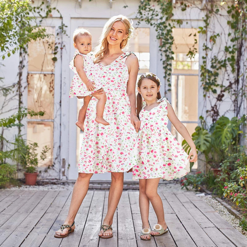 Mom and Daughter Dress Summer Floral Print Mommy and Me Clothes Family Look Women Girls Dress