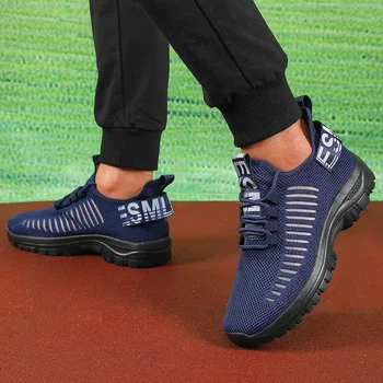 أحذية شبكية عصرية للرجال 2025 تصميم عصري جديد يسمح بمرور الهواء ومريح ومضاد للانزلاق ونعل للمشي في الهواء الطلق أحذية برباط مسطحة 4