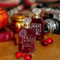 Eau de Parfum 100ml, parfum de luxe longue durée, floral, fruité, vanille, oriental, boisé, sucré, parfum signature 4