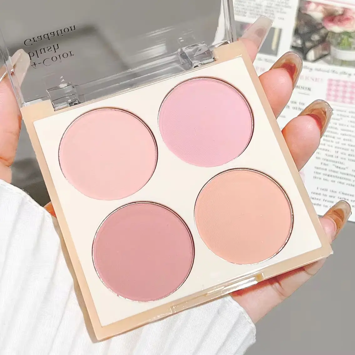 4-color matte blush powder peach pink coral blush Korean low saturation soft fog blush lighten create three-dimensional