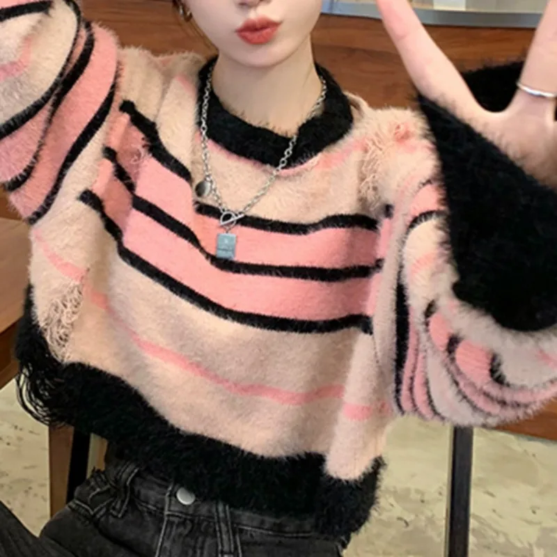 

2023 Autumn Winter New Jumpers Contrast Color Stripe Sweet Age Reducing Sweater Y2k Hole Soft Glutinous High Street Pull Femme