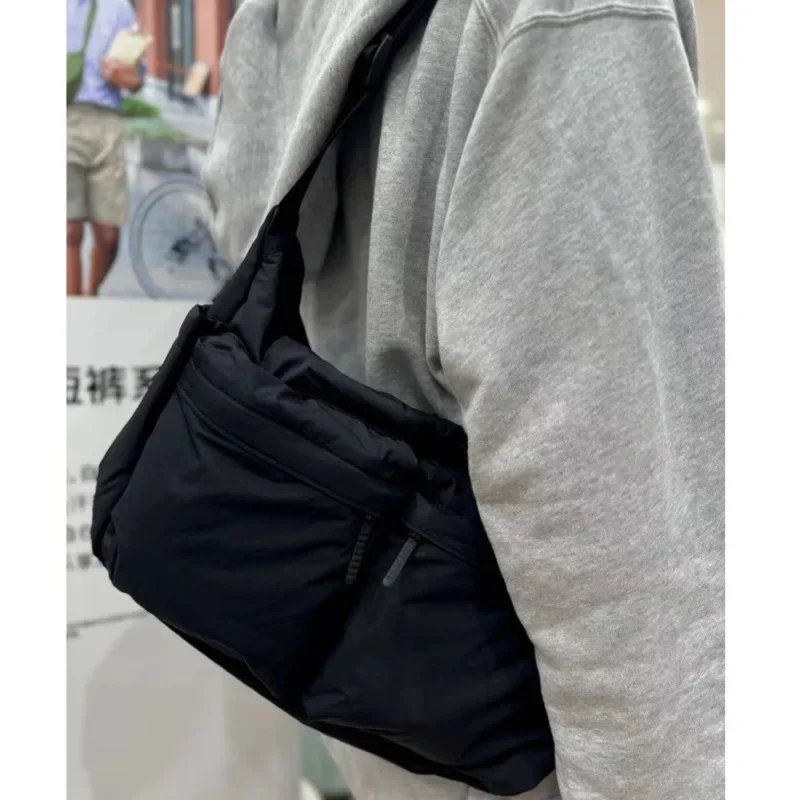 Nylon Zipper Casual Handbag Men Multi-pocket Streetwear Messenger Bag Waterproof Sport Shoulder bag High Capacity Bags For Women 3