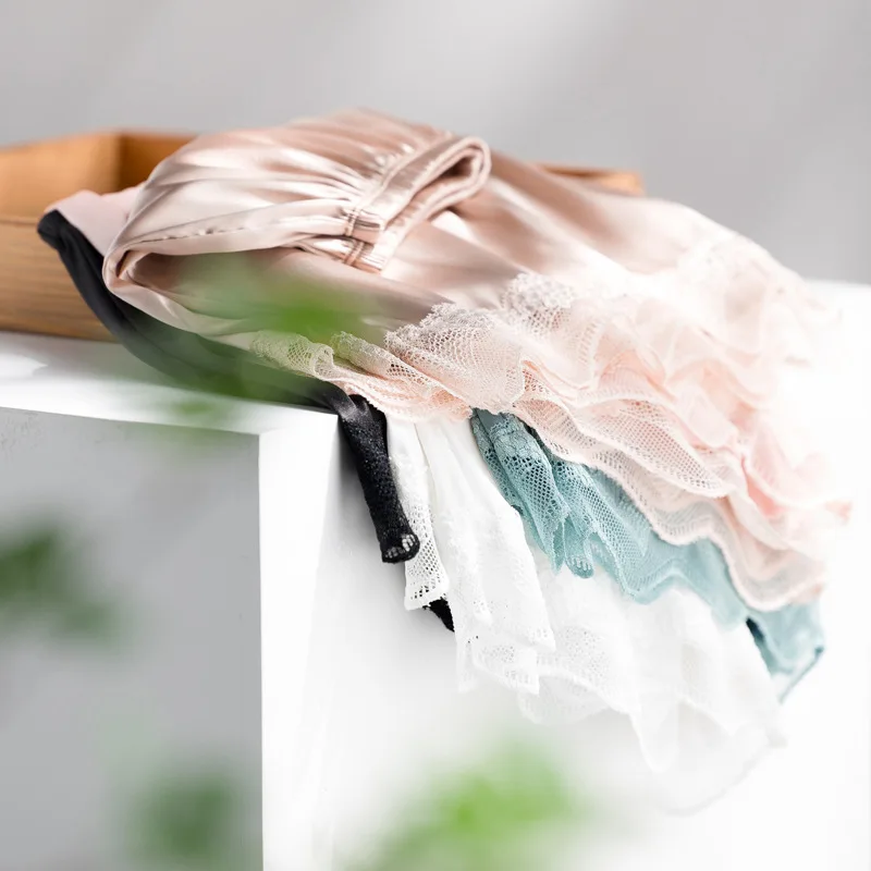 Lace Ice Silk Ruffle Short Pants Women's Summer Loose Safety Pants Under Skirt Seamless Sexy Underwear Breath Cool Shorts