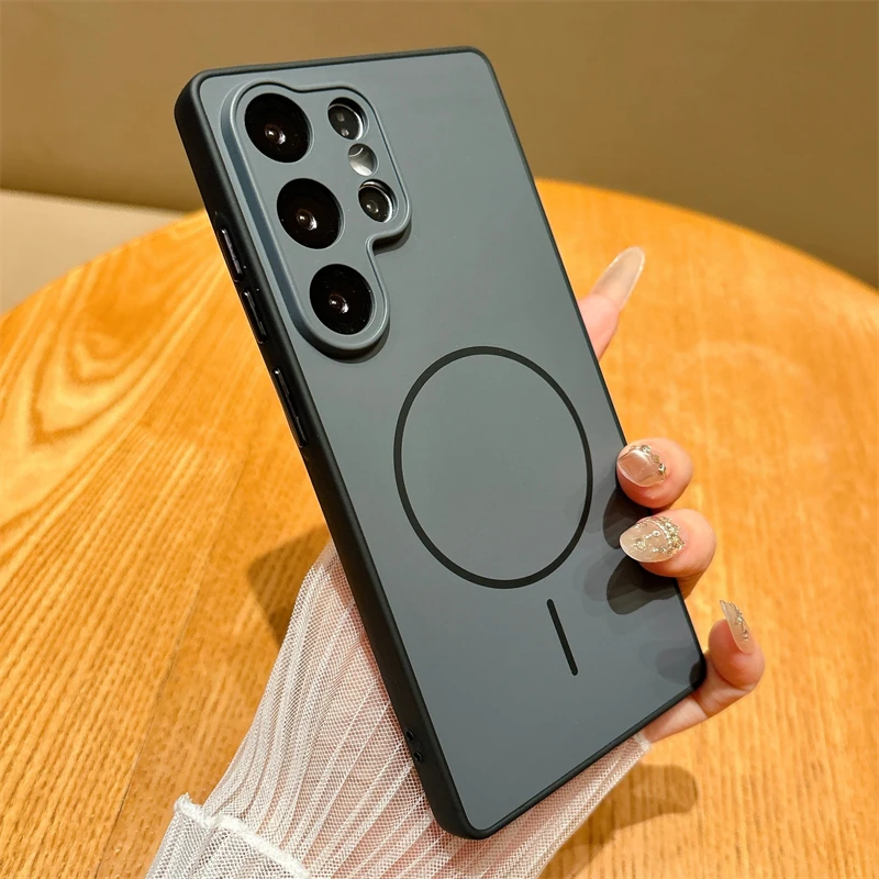 Luxury Magnetic Wireless Charging Case with Matte Bumper Cover