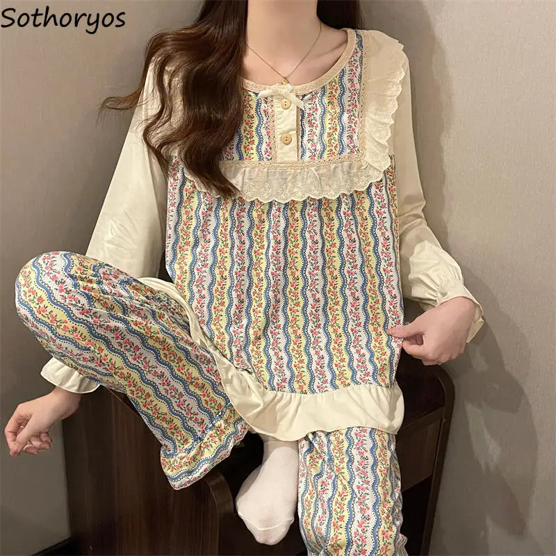 

Пижамный комплект женский с цветочным принтом, милая винтажная пижама в полоску, на пуговицах, Весенняя кружевная уличная одежда с напуском, домашняя одежда, милая Пижама