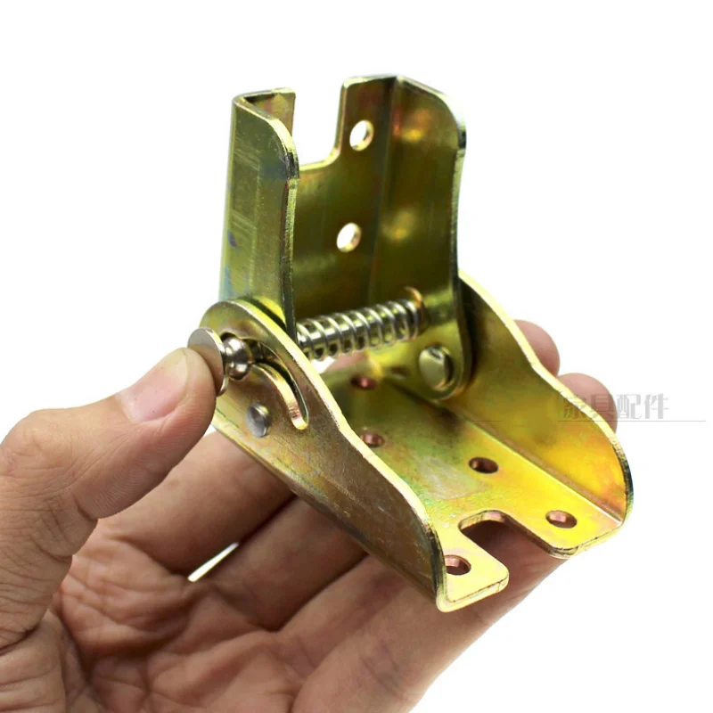 90 Degree Locking Hinges