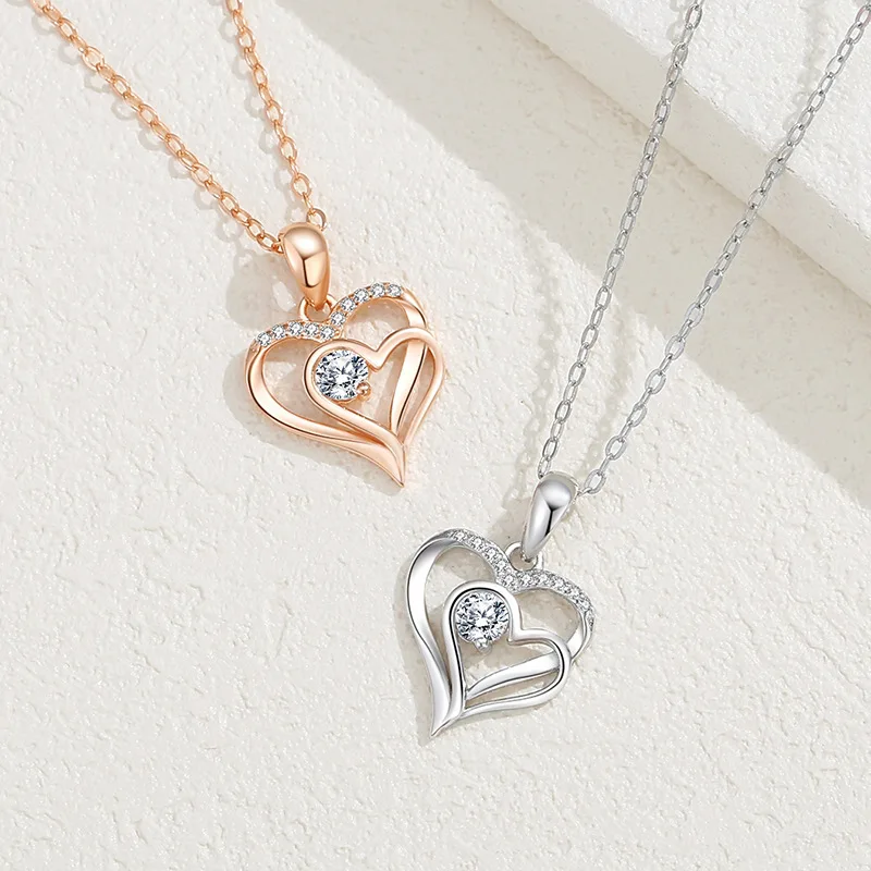 European and American Double Heart Necklace 925 Silver Heart High end Feeling Collar Chain, Small and Unique Instagram Style