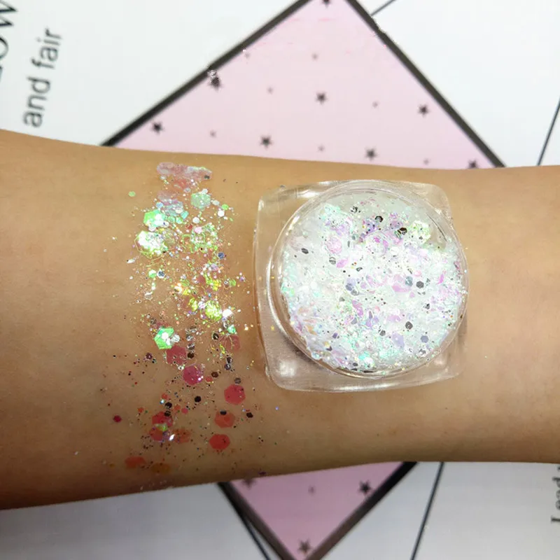Holographic Glitter Makeup Glitter Gel Makeup Glitter Makeup Sparkling Glitter Eyeshadow Palette Waterproof Big Sequins Shimmer Eyeshadow Gel Shiny Metallic Eyes Pigments Festival Makeup
