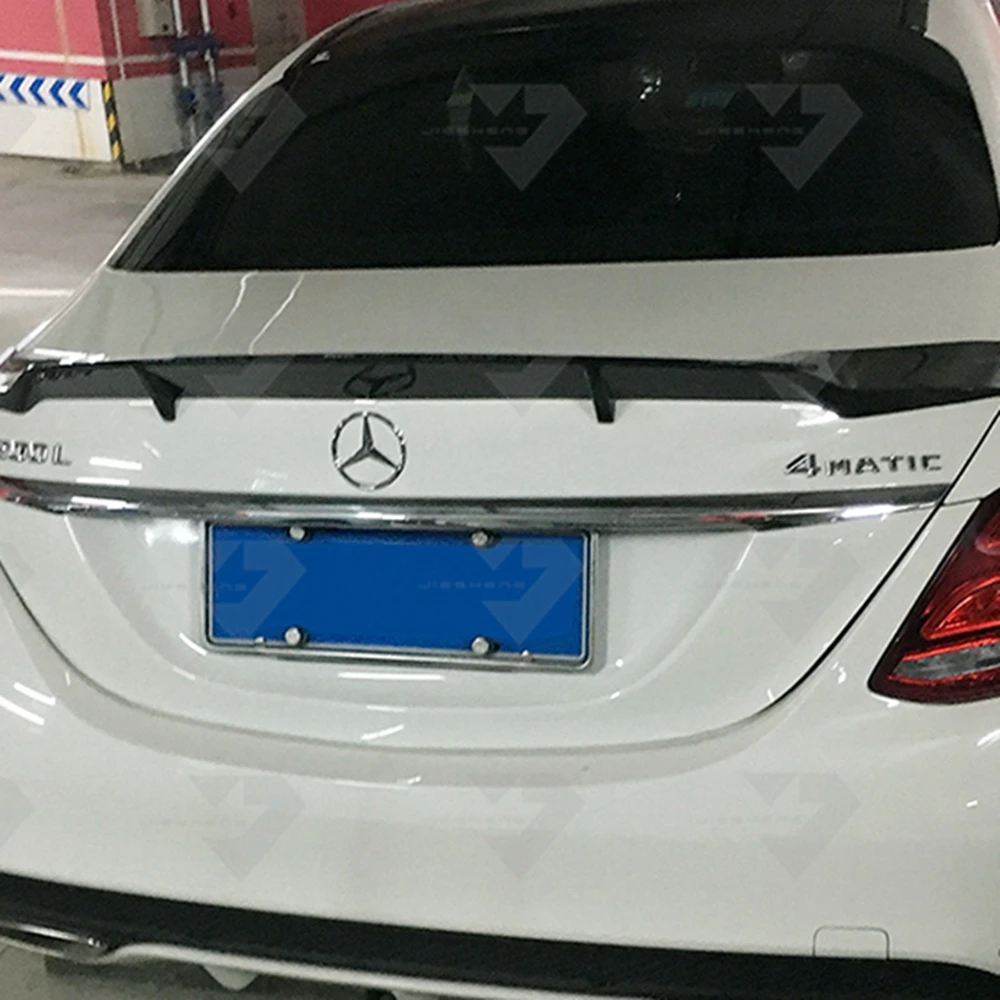 

Высококачественный задний спойлер из углеродного волокна для Benz W205 AMG C63 2015-2016