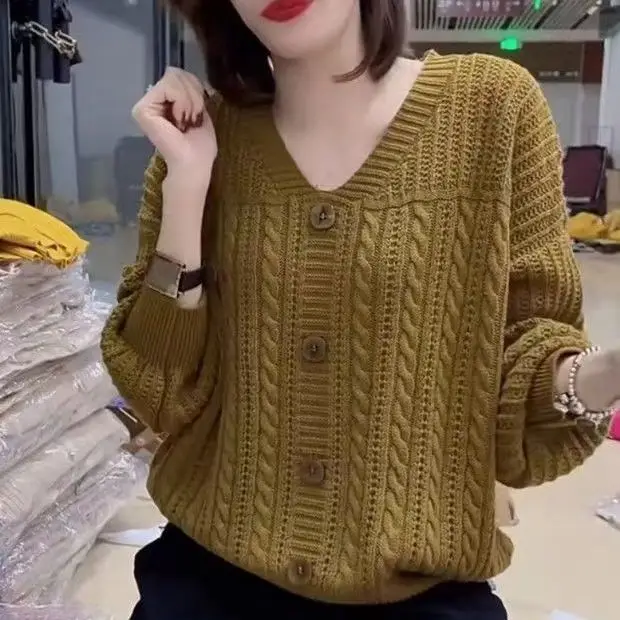 

Korean Version Of Solid Color Fashion Long-sleeved V-neck Top Women's 2023 Spring New Loose Knit Top