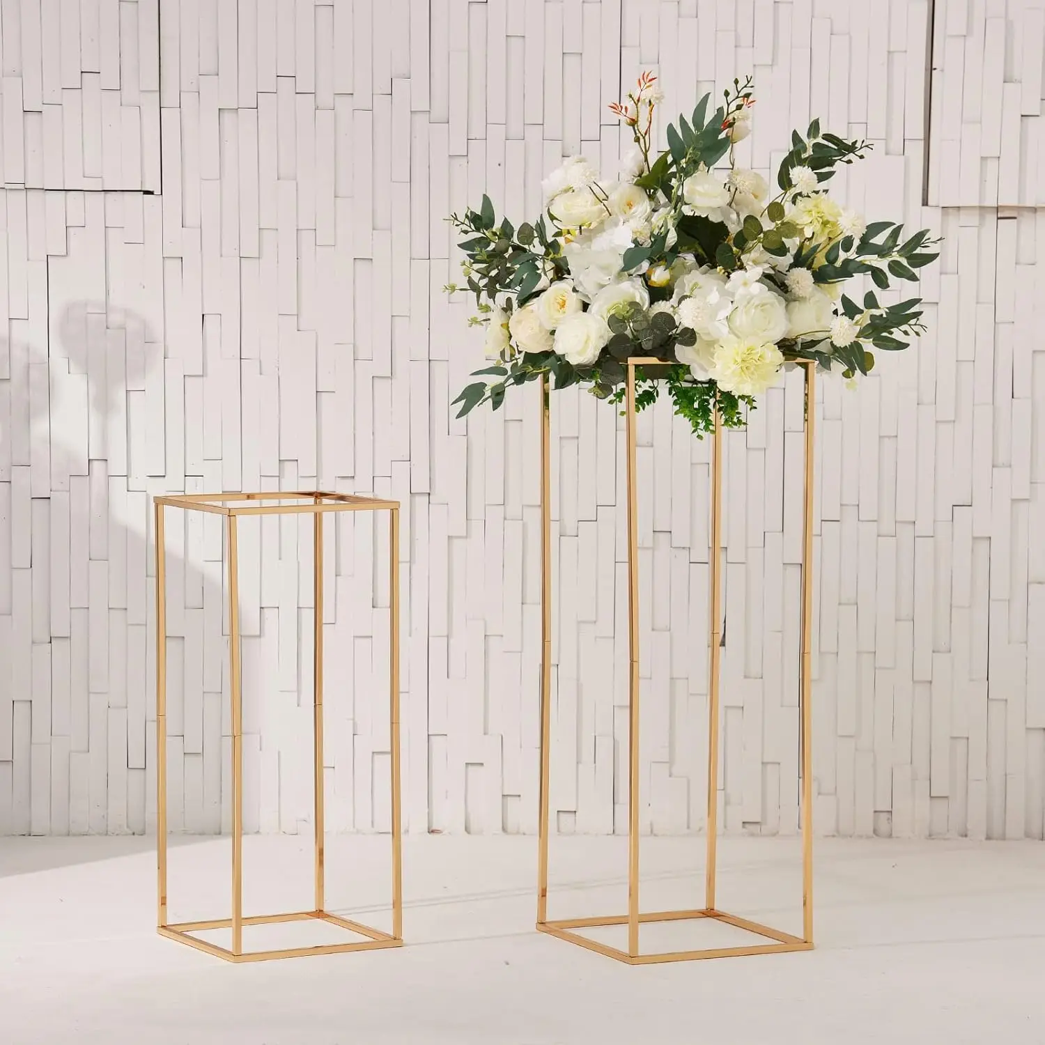 Gold Flower Stand Centerpieces 3