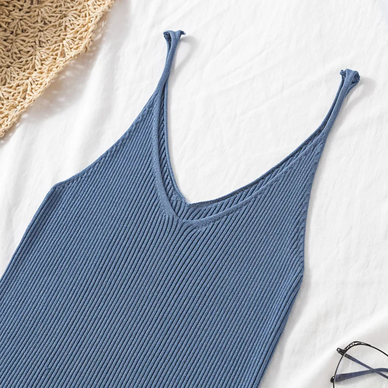 target camisole Knitted Ice Silk Suspender Vest Women's V-Neck With Suit Bottomed Shirt Sleeveless Black Blouse Wearing Summer Fashion Outside red cami