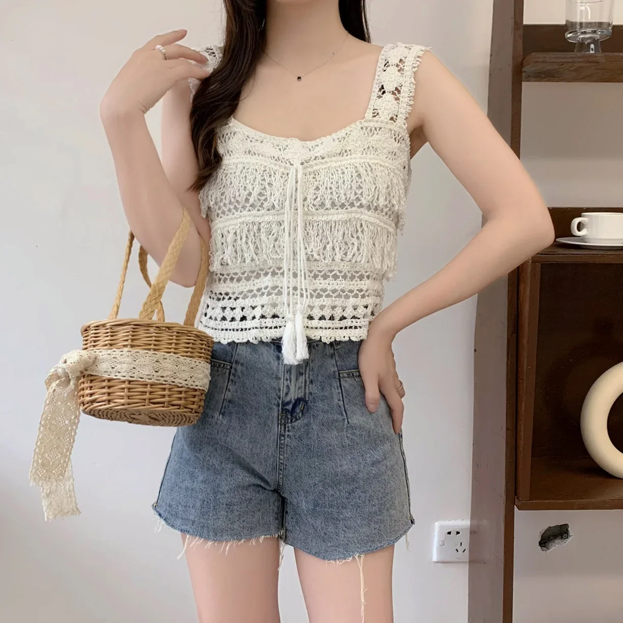 New Summer Korean Style Hollow Out Hook Fringed Design Sensibility Outerwear Sleeveless Shoulder Vest Beautiful Back Top
