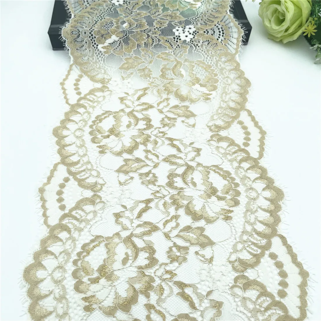 3y/lot Width 22.50cm Cream Golden Elastic Eyelash Lace Trim 1
