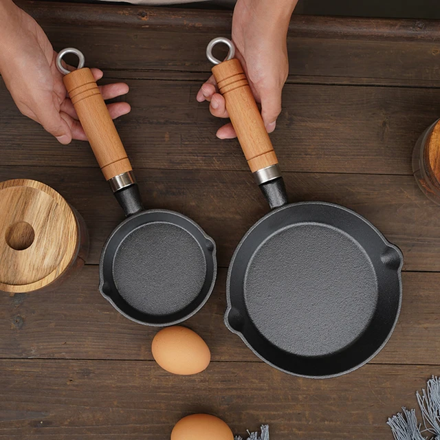 Iron Small Egg Pan, Cast Iron Skillet Frying Pan with Dual Drip-Spouts