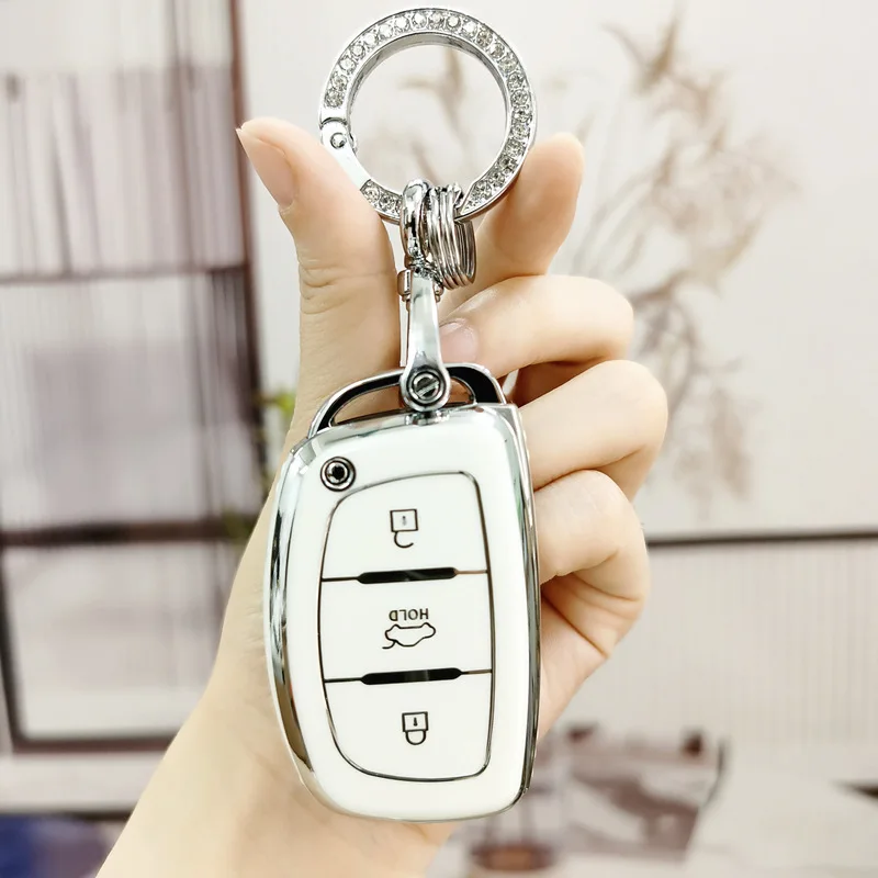 

Car Key Case Cover For Hyundai Tucson Sonata Santa Fe Elantra Accent Solaris Verna Creta ix25 ix35 ix45 i10 i20 i30 i40 Mistra