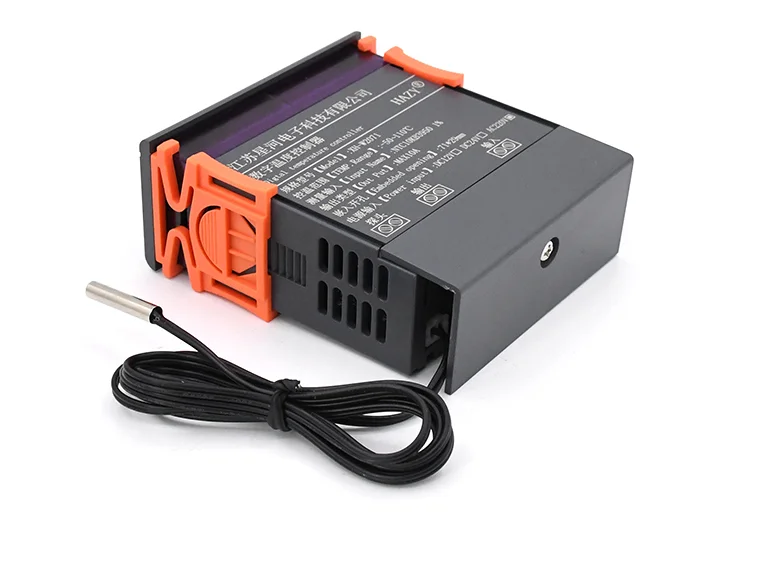 XH-W2071 Embedded Chassis Digital Thermostat Refrigerator Compressor Digital Dis