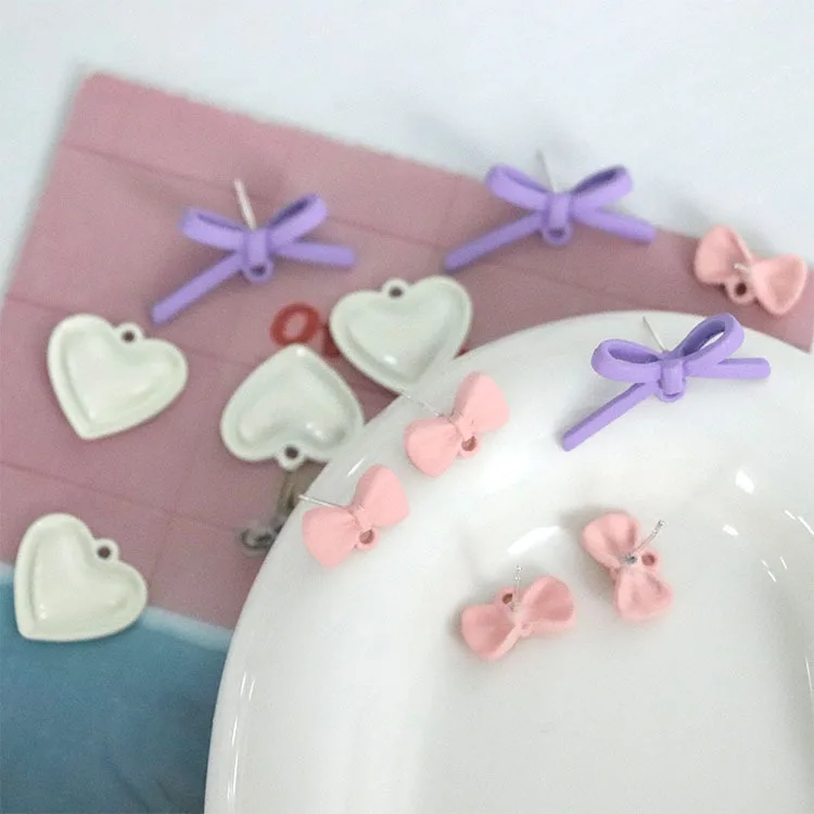 

10pcs Love Heart Earrings Connectors Butterfly Pink Pendant Earring Settings Earrings Base for Diy Jewelry Making Findings