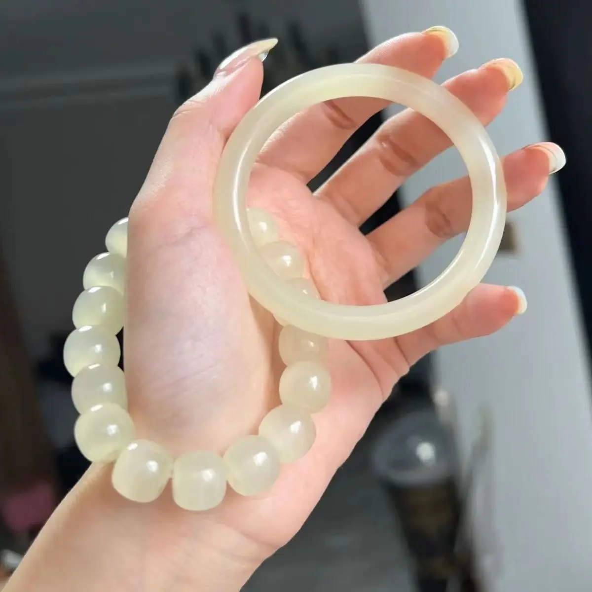 

Natural Hotan Jade Bracelet Women's Afghan Blue White Jade Bangle Girl Beauty Jade Round Bar Handpiece Gift for Mom Wife Friend