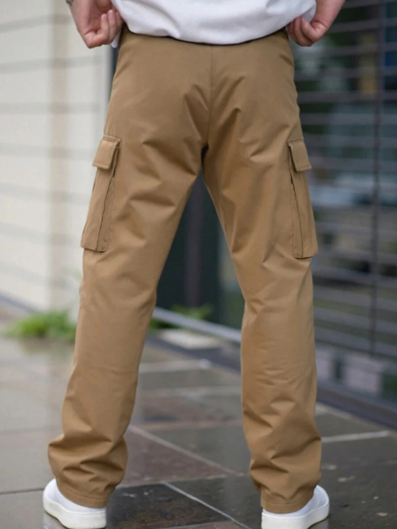 Einfarbige Cargohose für Herren mit Pattentasche, Kordelzug am Bund, normale Passform, lässige Hose mit geradem Bein für den Alltag – Detail 6