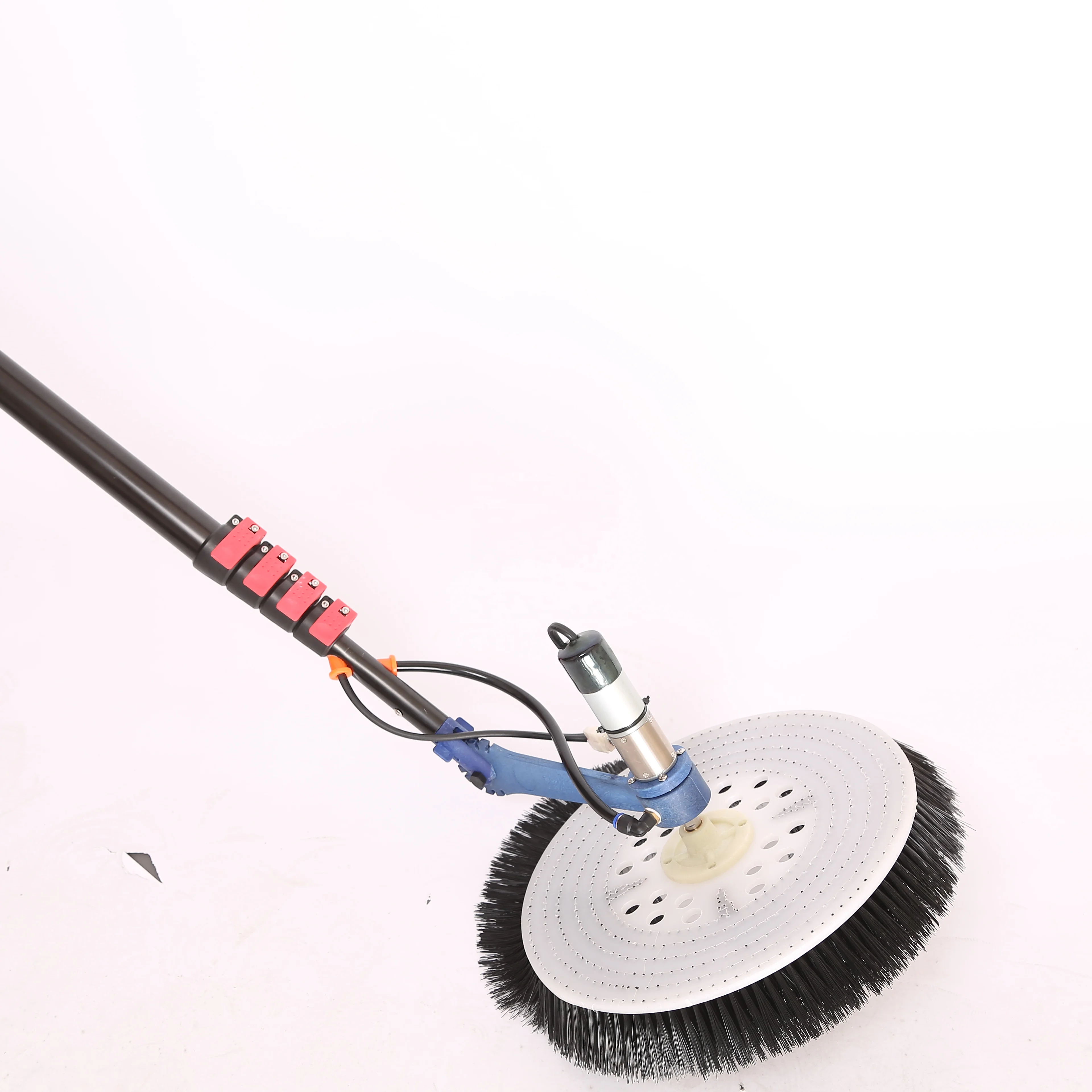 Comment Nettoyer Un Panneau Solaire Sur Un Camping-car