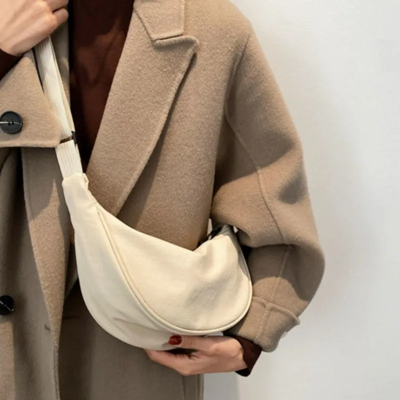Dumpling Shape Crossbody Bag Women Simple Solid Color Handbag Girls Outdoors Travel Lightweight Portable Nylon Shoulder Bags