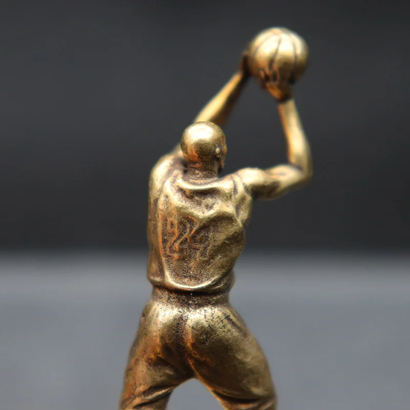 Retro Brass Basketball Superstar Figurines Hot Character Small Statue Desktop Ornament Home Decoration Crafts Fans Souvenir Gift