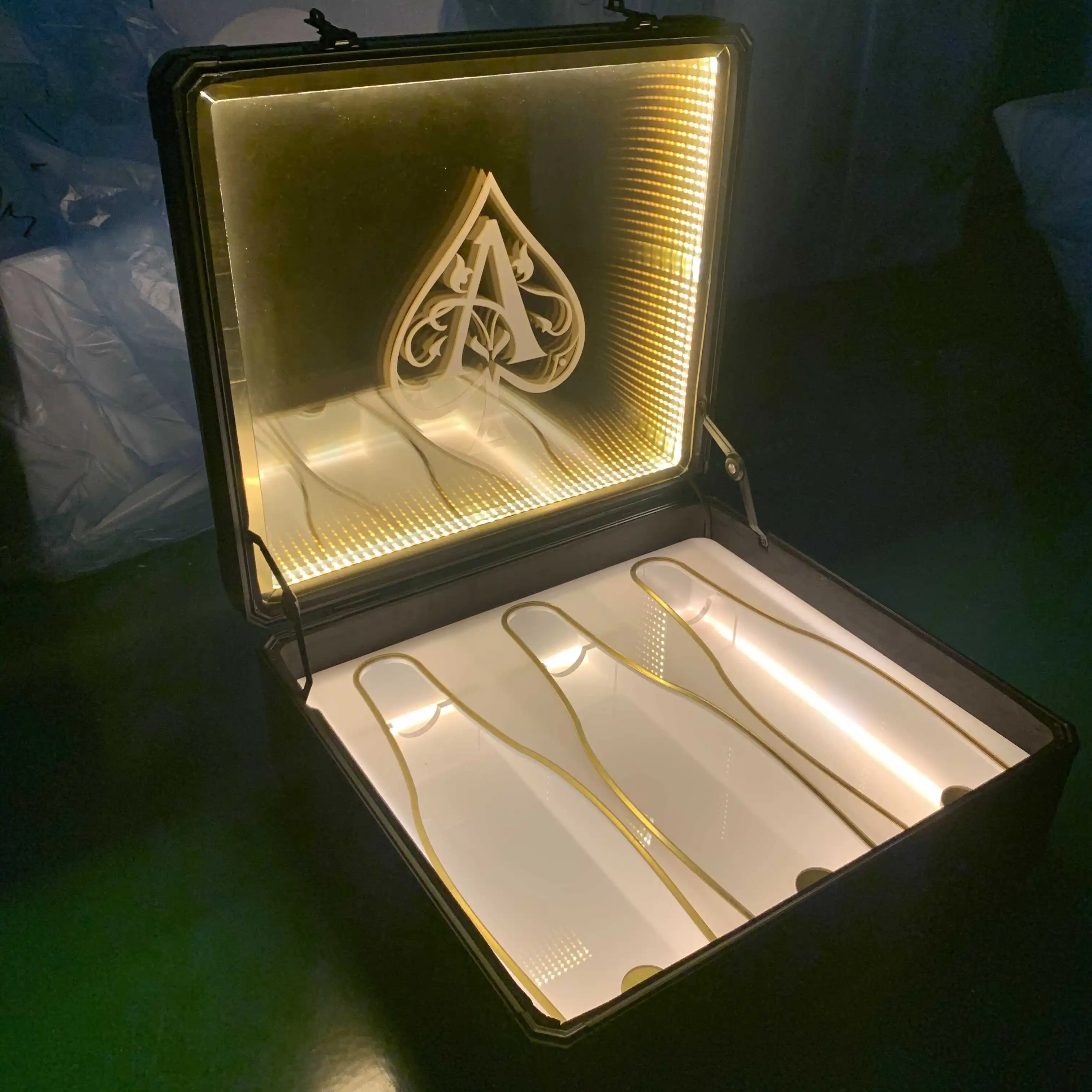 Champagne Bottle Display Racks LED Cabinet LED Case