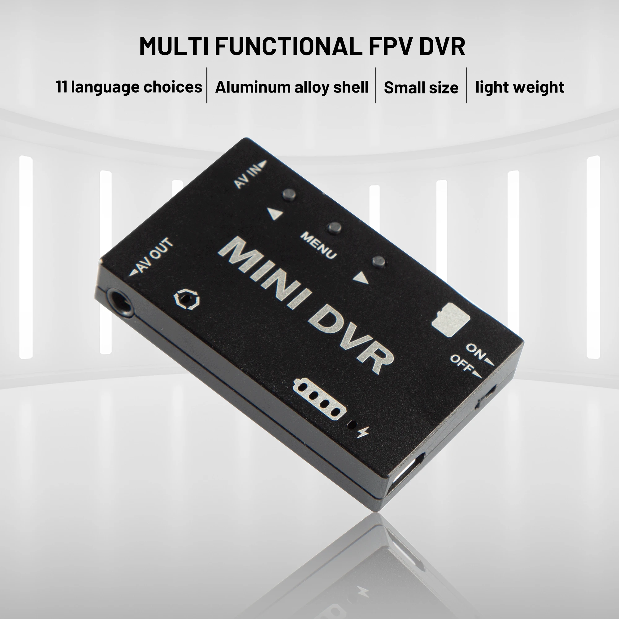 Gros plan sur la Mini DVR FPV caméra pour drone enfant, objectif et LED, enregistrement HD 720p