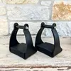 1 Pair Lightweight Safety Western Stirrups Horse Riding Stirrups High Strength Plastics Non Slip Equestrian Stirrups for Saddle 2