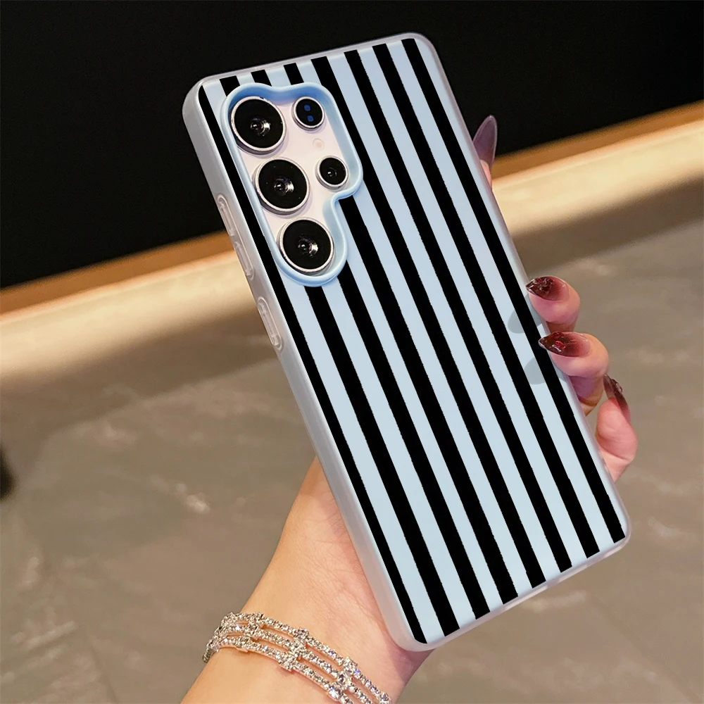 Minimalist Color Blocking Striped Phone Case