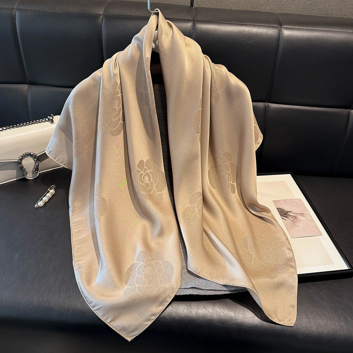 2025 Latest Women's Fashion Hijab Silky Muslim Square Sun Protection Shawl Luxury Brand Soft Female Scarf Spring and Autumn