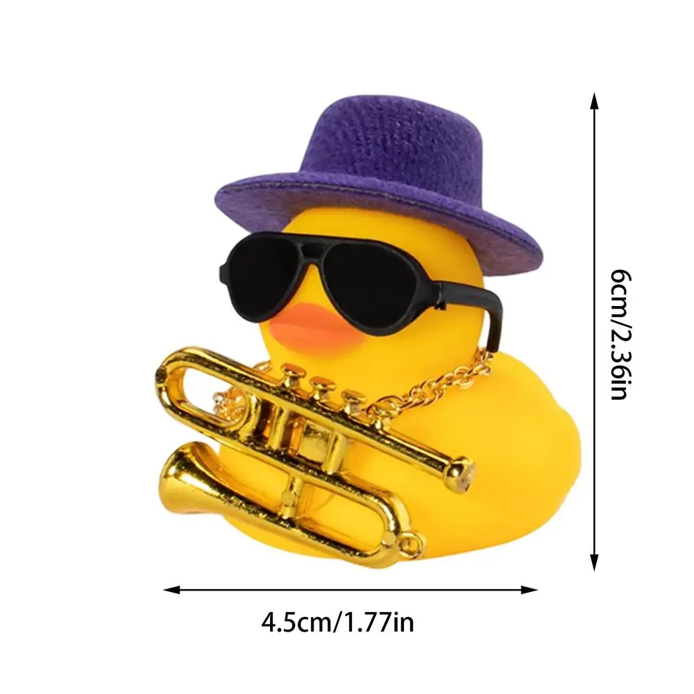thumbnail image 1 of Pato de goma para salpicadero de coche, decoración con chirriante, patito amarillo con sombrero, adornos, accesorios para automóviles, 1 of 5