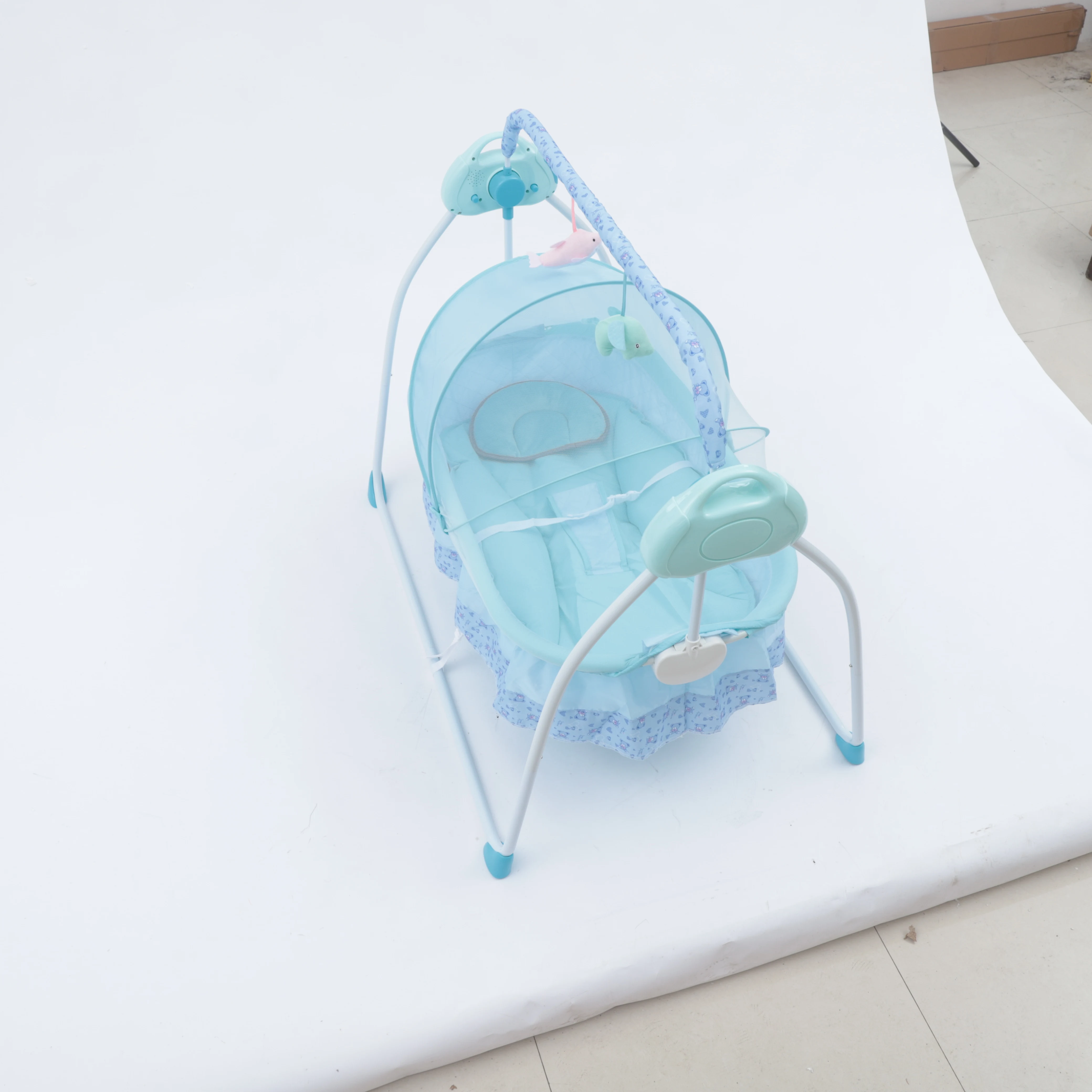Portable Electric Baby Cradle Crib Auto-Swing Bassinet  Rocking Cot Infant Baby Sleeping Bed&Music 4