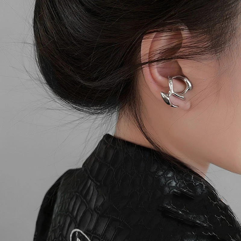 Fashion Punk Irregular Liquid Earrings Hip-Hop Personality Metal Hollow Earrings Clip Girls Party Jewelry Gifts Y2K Accessories