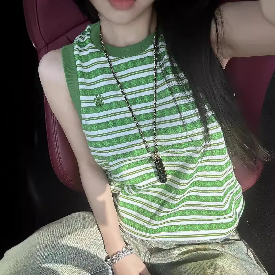 

2024 высокое качество Yu Shuxin в том же стиле цветной жаккардовый меч с перекрестной полосой вышитый вязаный хлопковый топ дизайнерский жилет