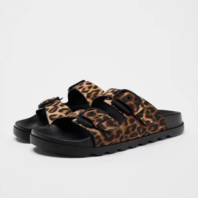 

TRAF Leopard Print Buckle Upper Flatform Slippers Women Round Head Open Toe Thick Sole Sandals Fashion Oudoor Slipper For Woman
