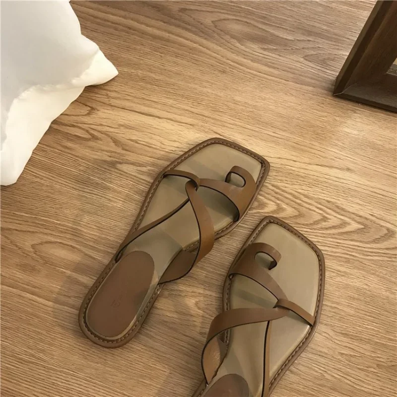 Women Summer Korean Version Clip Toe Flip Flops Outdoor Fashion Flat Casual Non-slip Sandals Beach Mules women flip flops,flip flops,women sandals