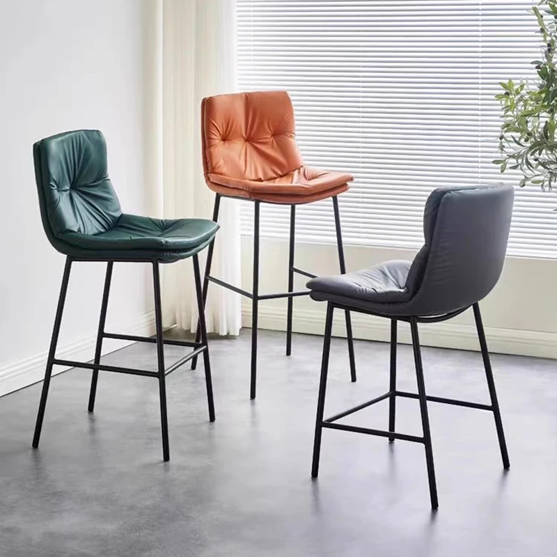 Рисунок 2 - Металлическое кожаное барное кресло