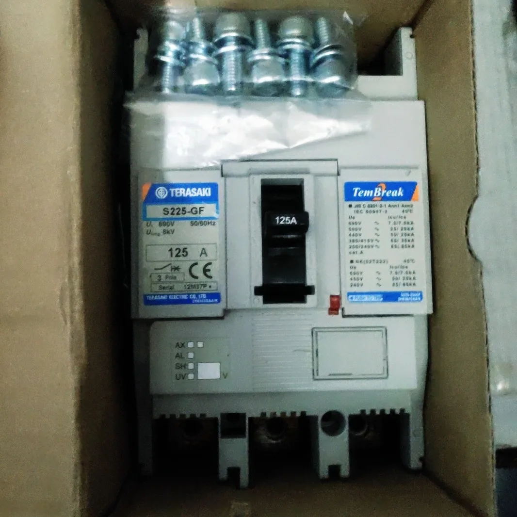 

Terносики S225-GF 3P 125A