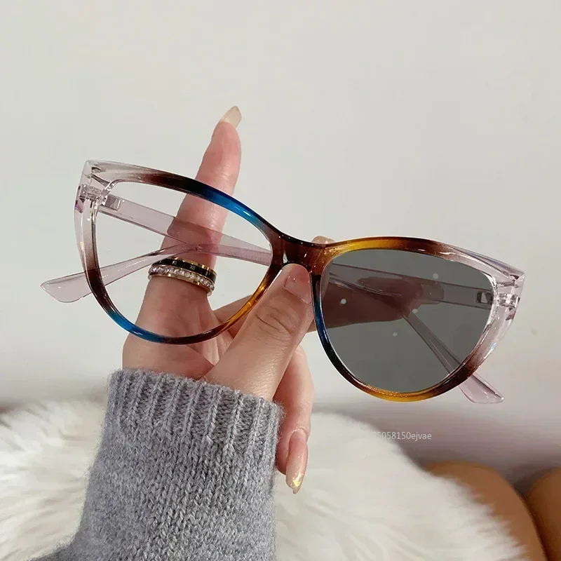 Fashion Retro Photochromic Glasses Vintage Cat Eye Women Men Color