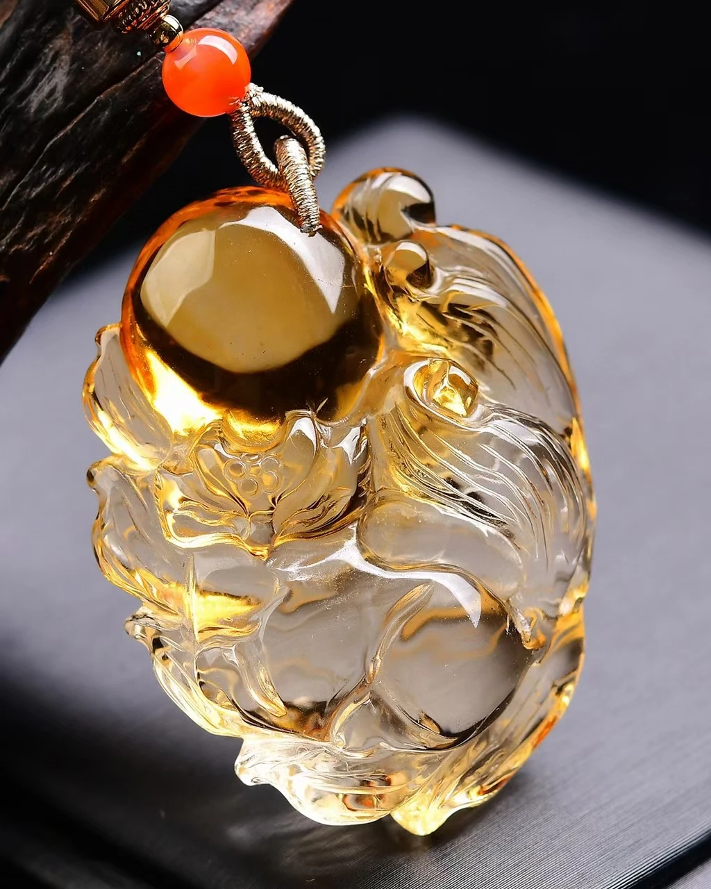 

Natural Yellow Citrine Quartz Bean Carved Pendant Women Wealthy 53.40.18mm Gold Citrine Fashion Bead Necklace AAAAA