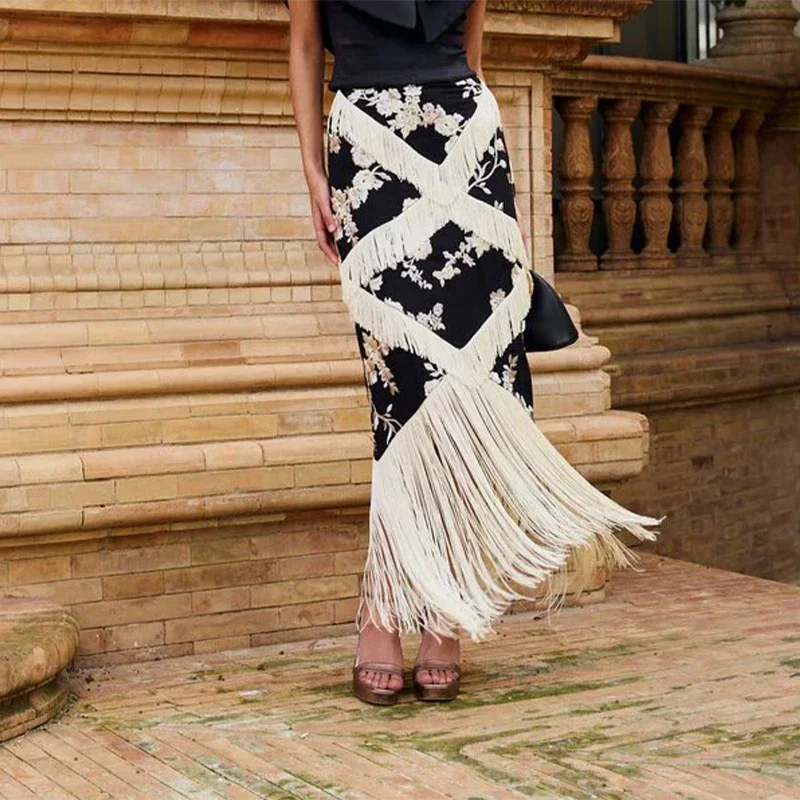 only black skirt