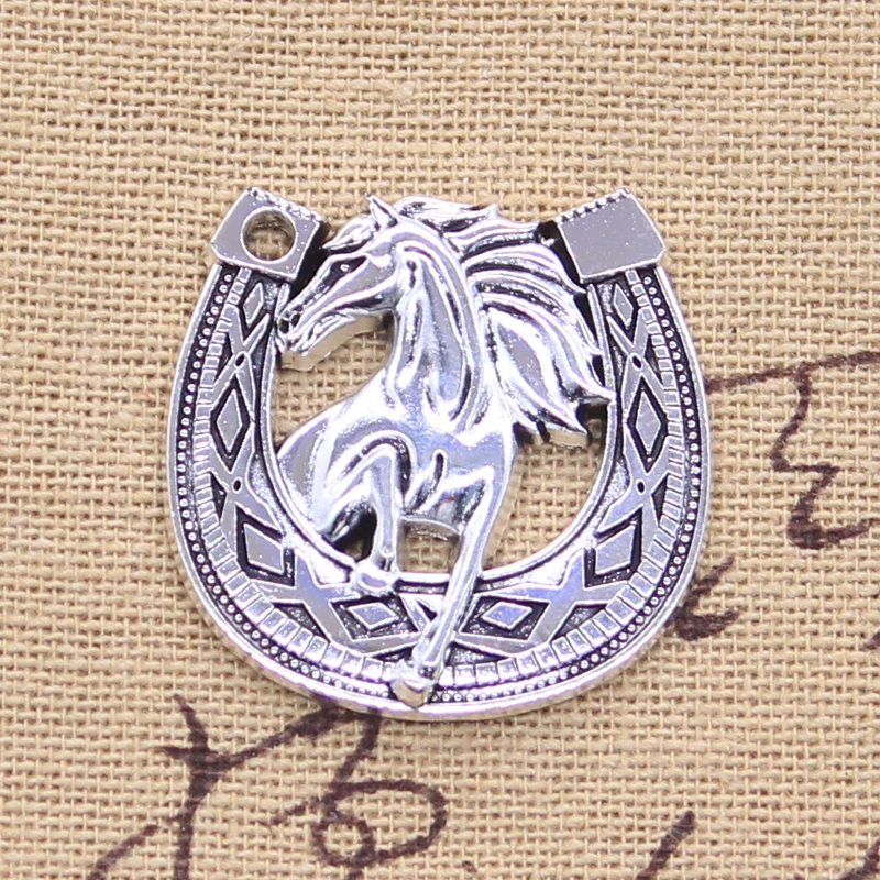 4 Stück Charms Big Horse Ross Hufeisen 29x30mm Tibetsilber Farbe Anhänger Antik Schmuckherstellung DIY Handarbeit Handwerk