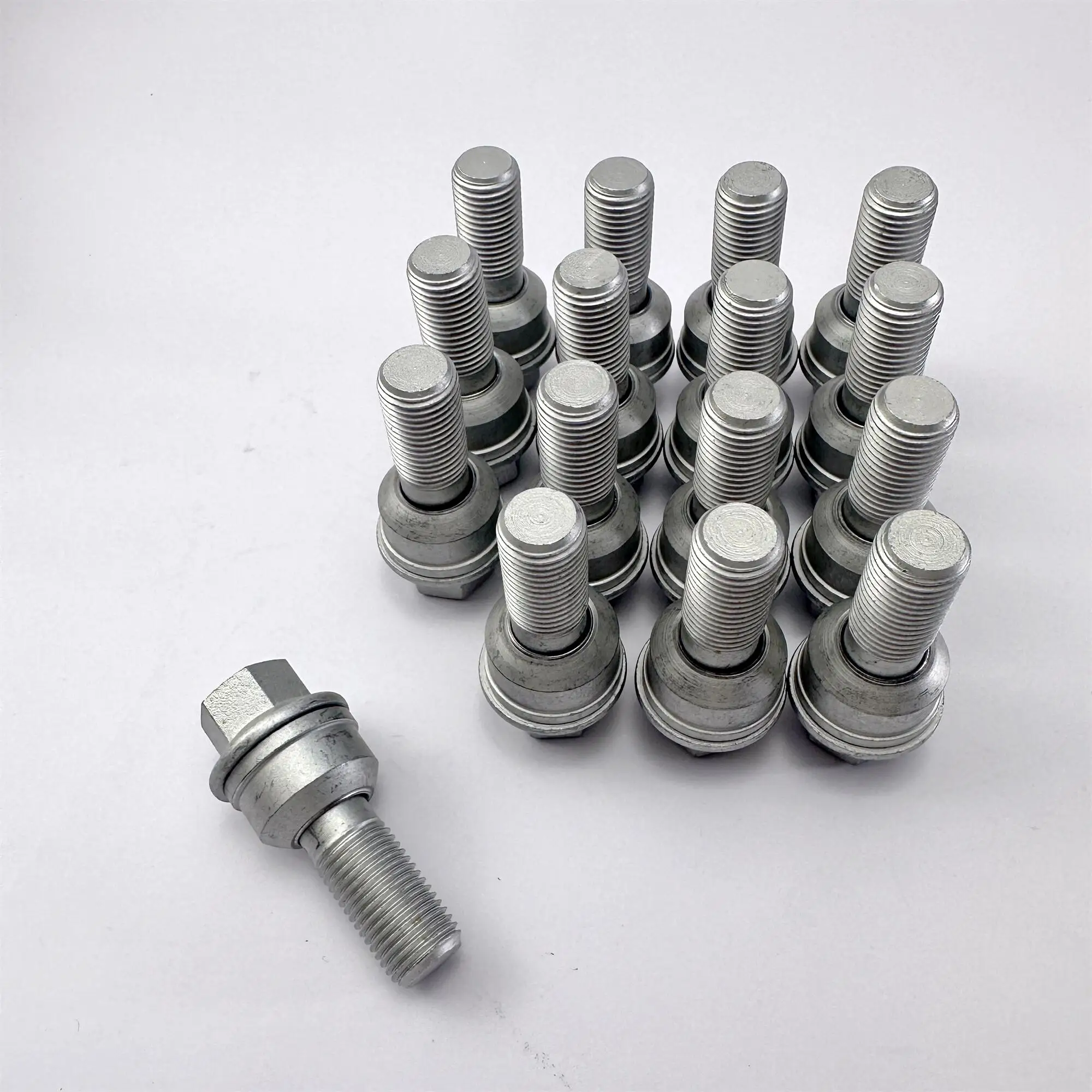 8R0601295 BOLE BOSS Tire Screw for Audi A8 S8 Q3 Q5 Q7 Q8 car screws
