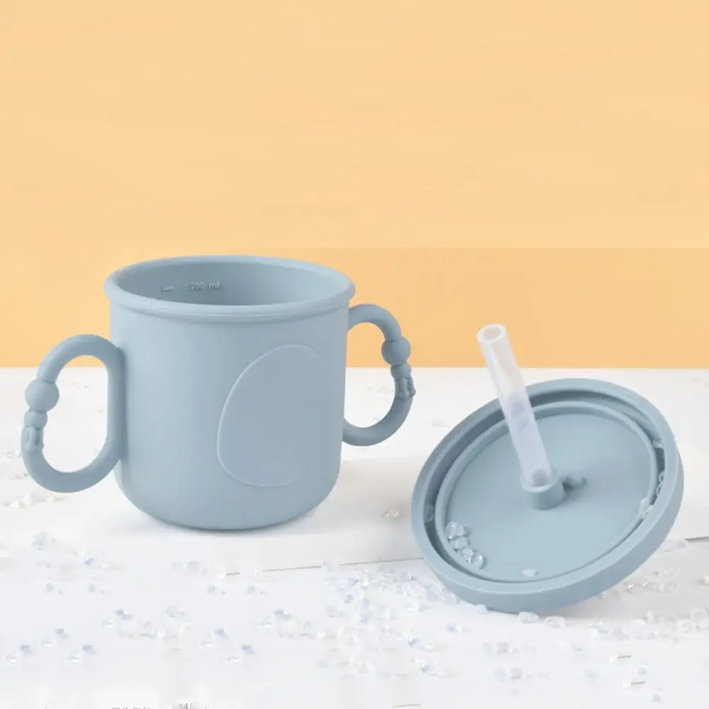 실리콘  훈련컵 휴대용 200ml 용 빨대컵 이중 손잡이 펭귄 프린트 용 빨대 물병