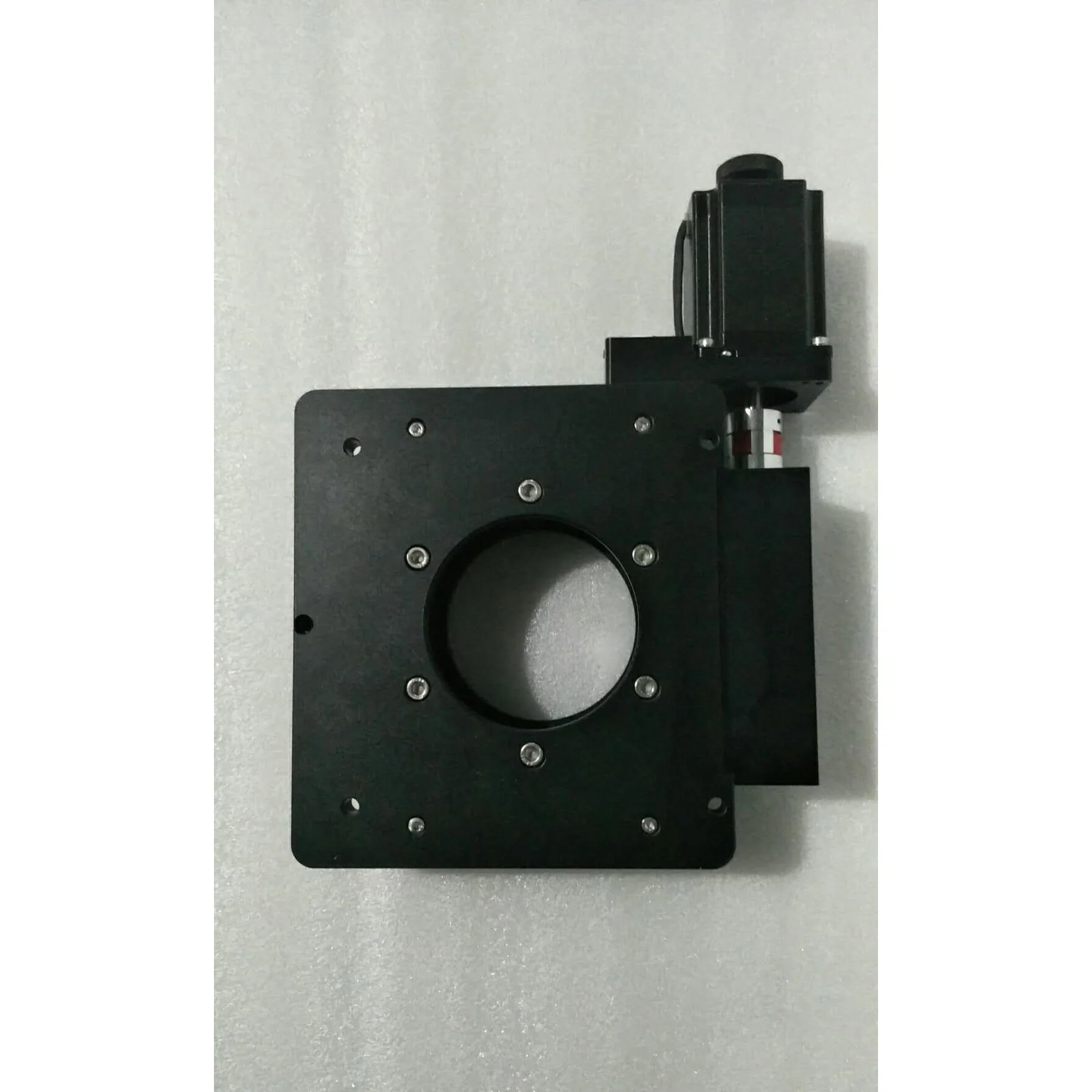 Motorized Rotary Stage, Diameter 200mm, Clear Aperture 30mm