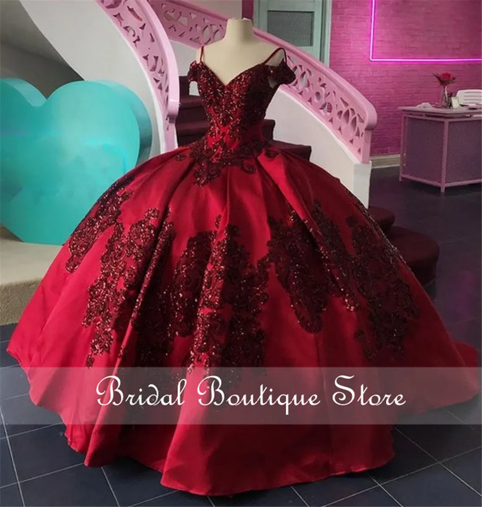 Burgundy Quinceanera Dresses Pocket Sequins Applique Off Shoulder Sweet 16 Dress Vestido De 15 Anos Ball Prom Gowns