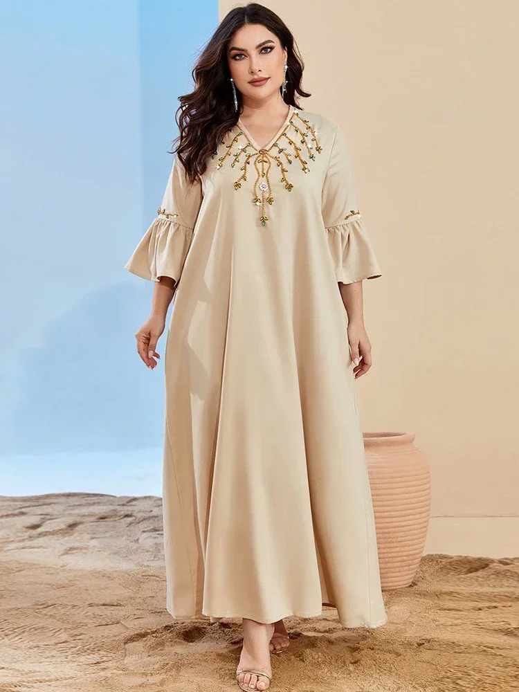 جلابية لورين البيج المطرزة